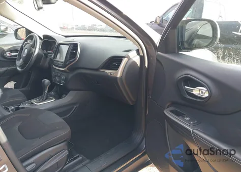 2016 Jeep Cherokee Altitude z USA, uszkodzony, nr VIN 1C4PJMCS6GW118996